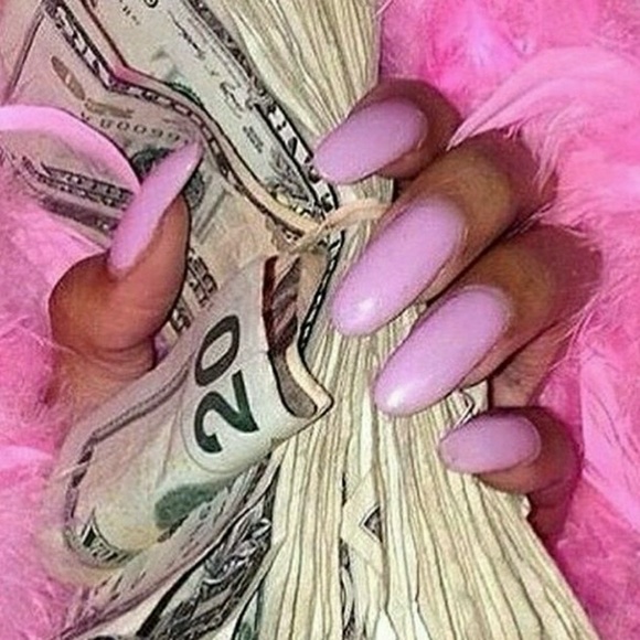 Meet your Posher, Shemika - Picture 2 of 3